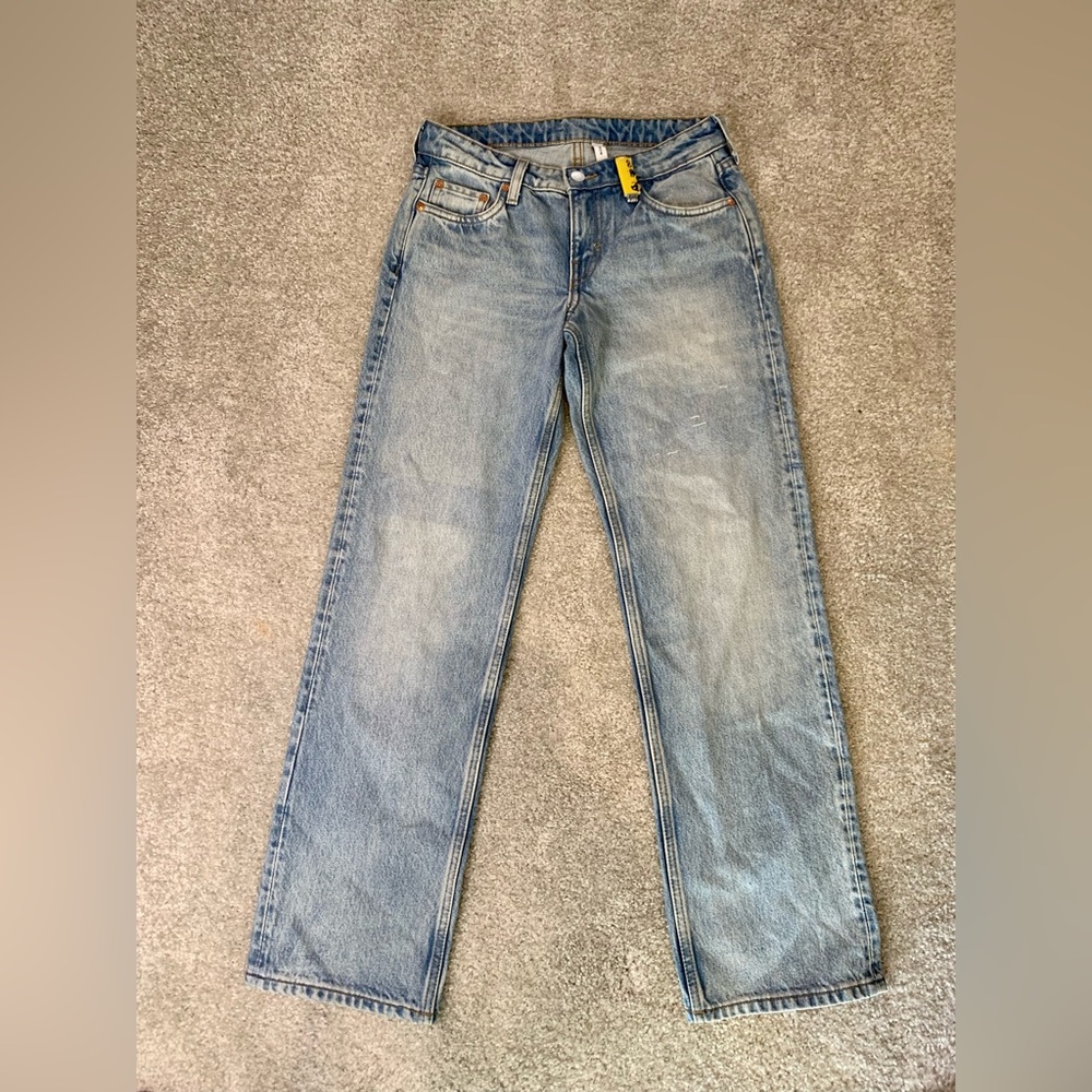 WEEKDAY ARROW LOW STRAIGHT JEANS size 26